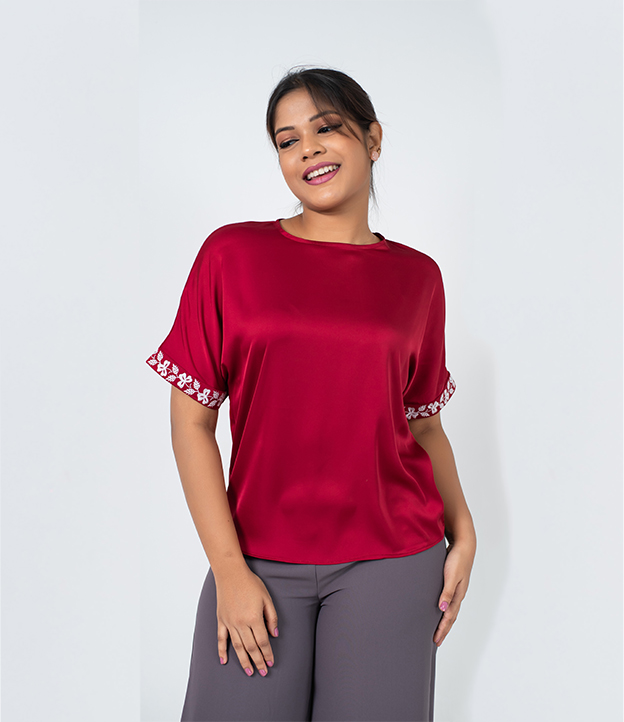 Batwing Sleeve Keyhole Back Blouse - Maroon